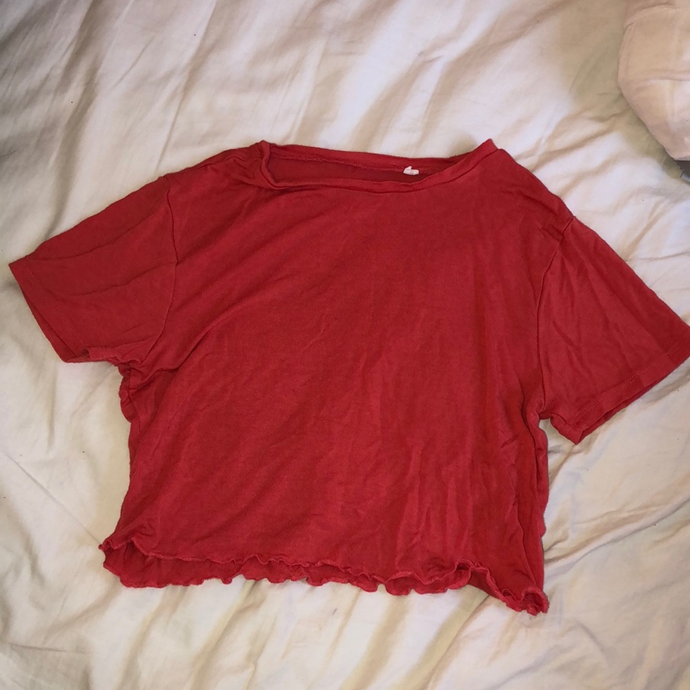 Basic red crop top